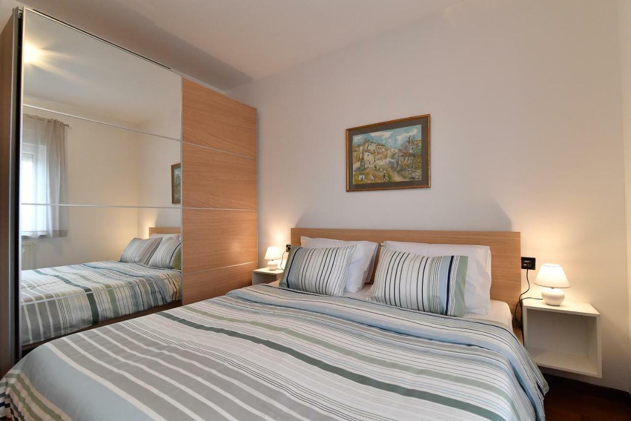 City Penthouse Vita Pula Exterior foto